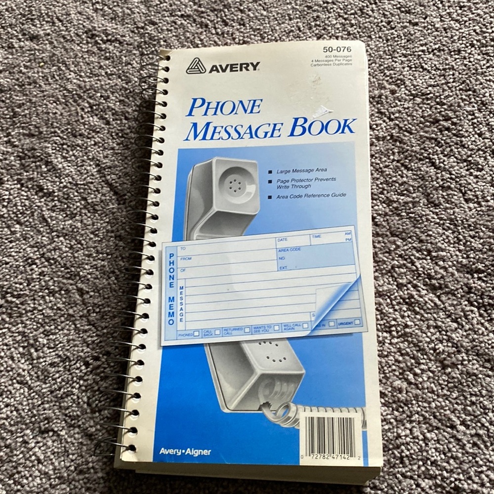 Avery Phone Message Book